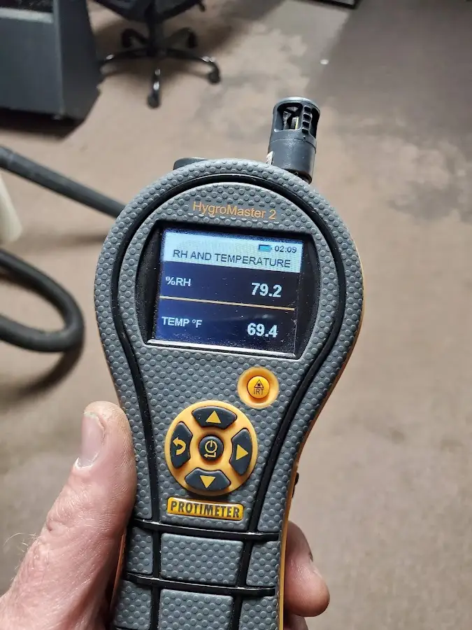 Moisture meter humidity assessment for Mold Remediation & Removal in Berlin